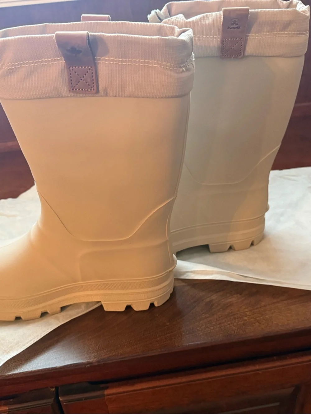 Kamik Beige Women’s Waterproof Winter Rain Boots with Drawcord Cuff